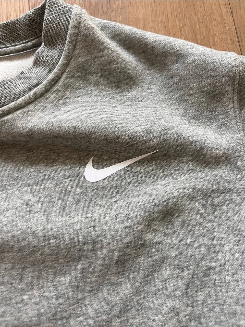 Nike Strength Gray Fleece Crewneck Sweatshirt Large Training Gym Pullover